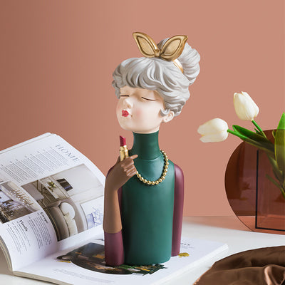 Fashion Girl Resin Statue