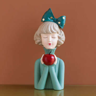 Fashion Girl Resin Statue