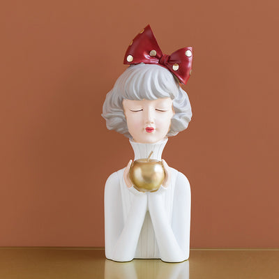 Fashion Girl Resin Statue